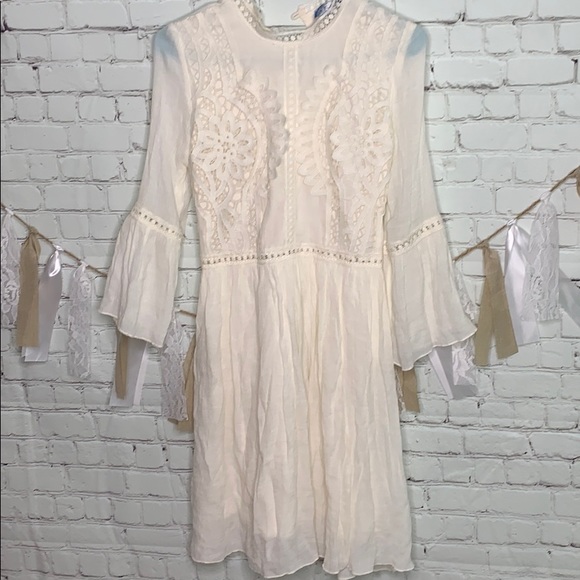 J Gee Dresses & Skirts - J Gee boho dress romantic ivory lace medium